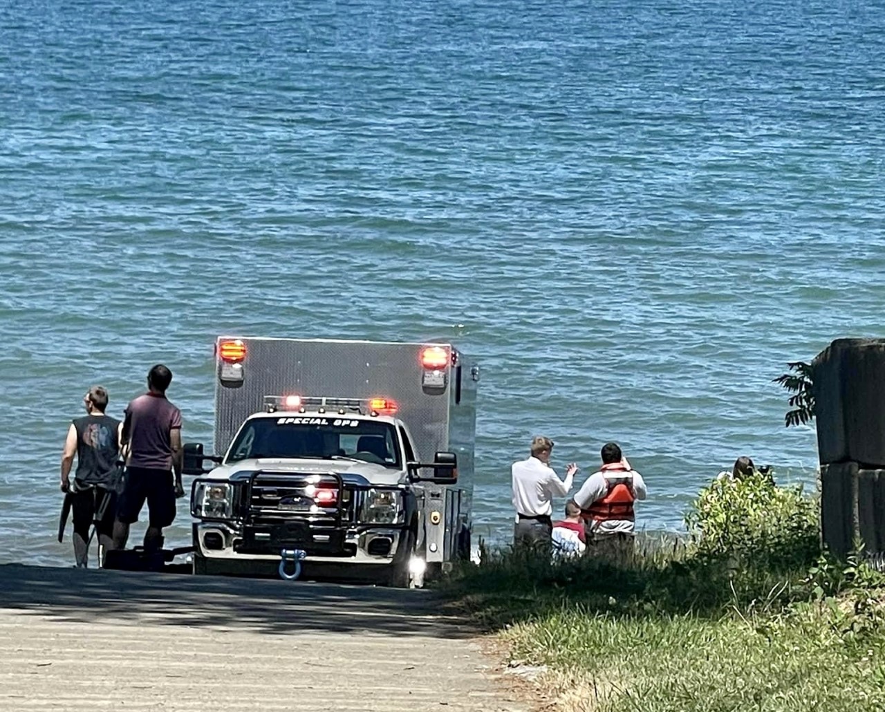 Lake emergency: Man who fell into water sparks large search | News ...